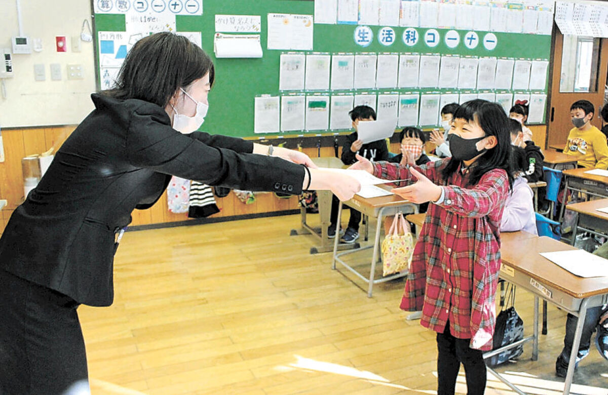 ２学期頑張ったよ 小中学校で終業式 石巻 東松島市 河北新報オンラインニュース Online News