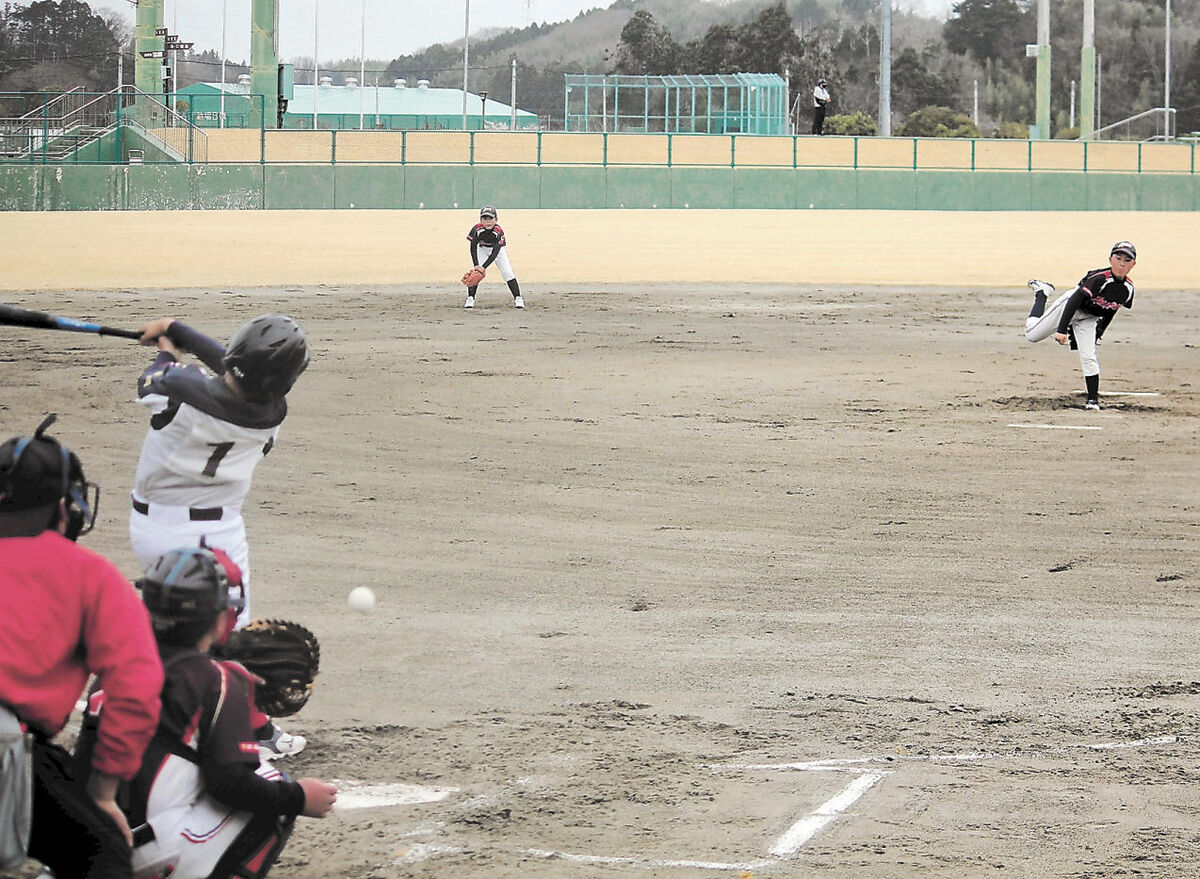 東松島で親善少年野球大会 12チーム出場 元気プレー 河北新報オンラインニュース Online News