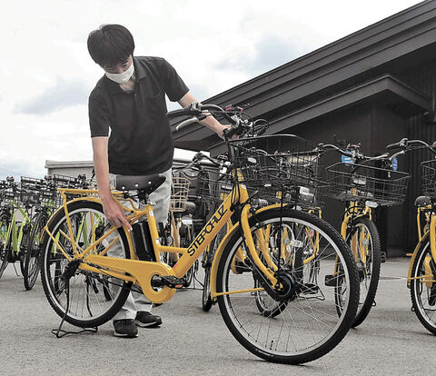 米沢周遊ペダルをこいで 電動自転車レンタル開始  河北新報オンライン 