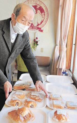 山形の「ライオンパン」来月廃業 創業７１年、学校給食や購買部で販売