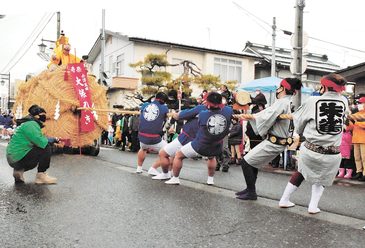 伝統400年大俵引き 会津美里と会津坂下で6年ぶりの同日開催 | 河北新報オンライン