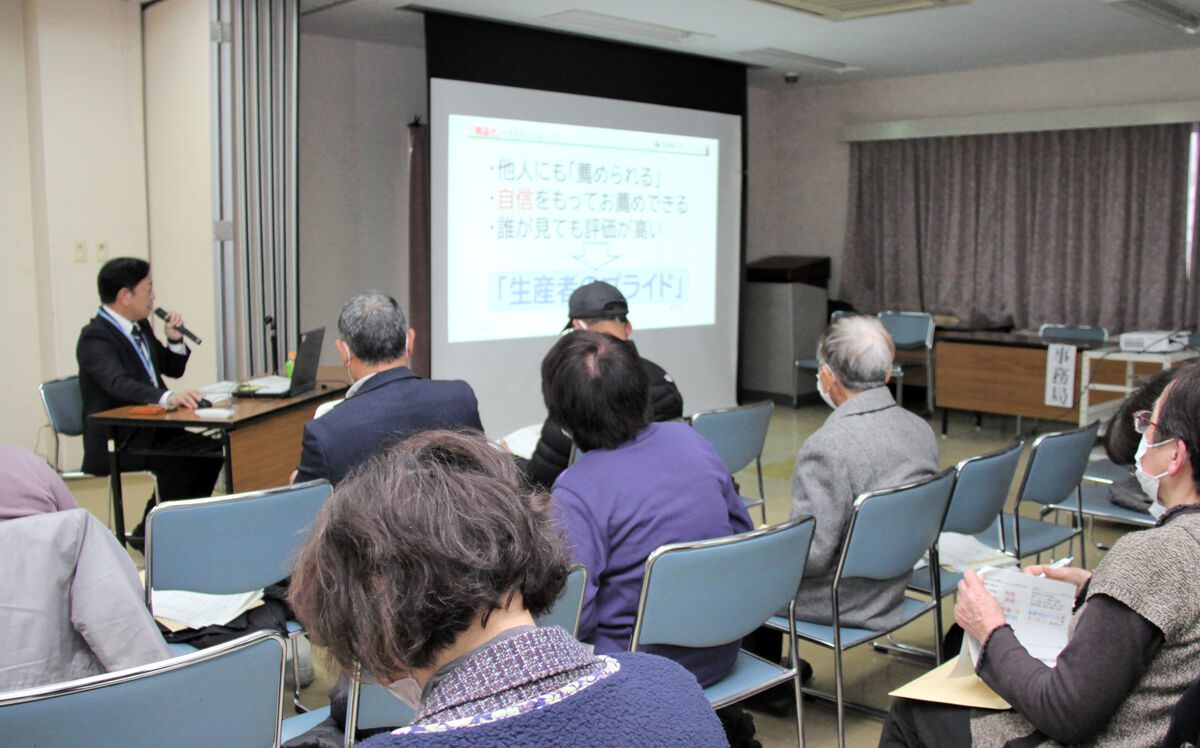 ブランド力維持へ野菜生産者が勉強会　宮城・道の駅村田